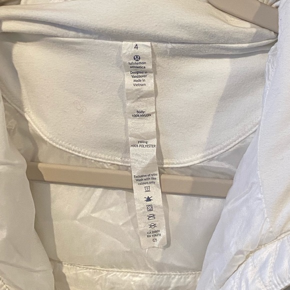 Lululemon jacket - Picture 3 of 5